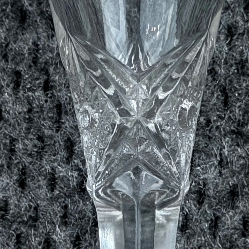 Vintage Clear Pressed Glass Bud Vase Scalloped Rim Star Diamond Pattern 6 Inch